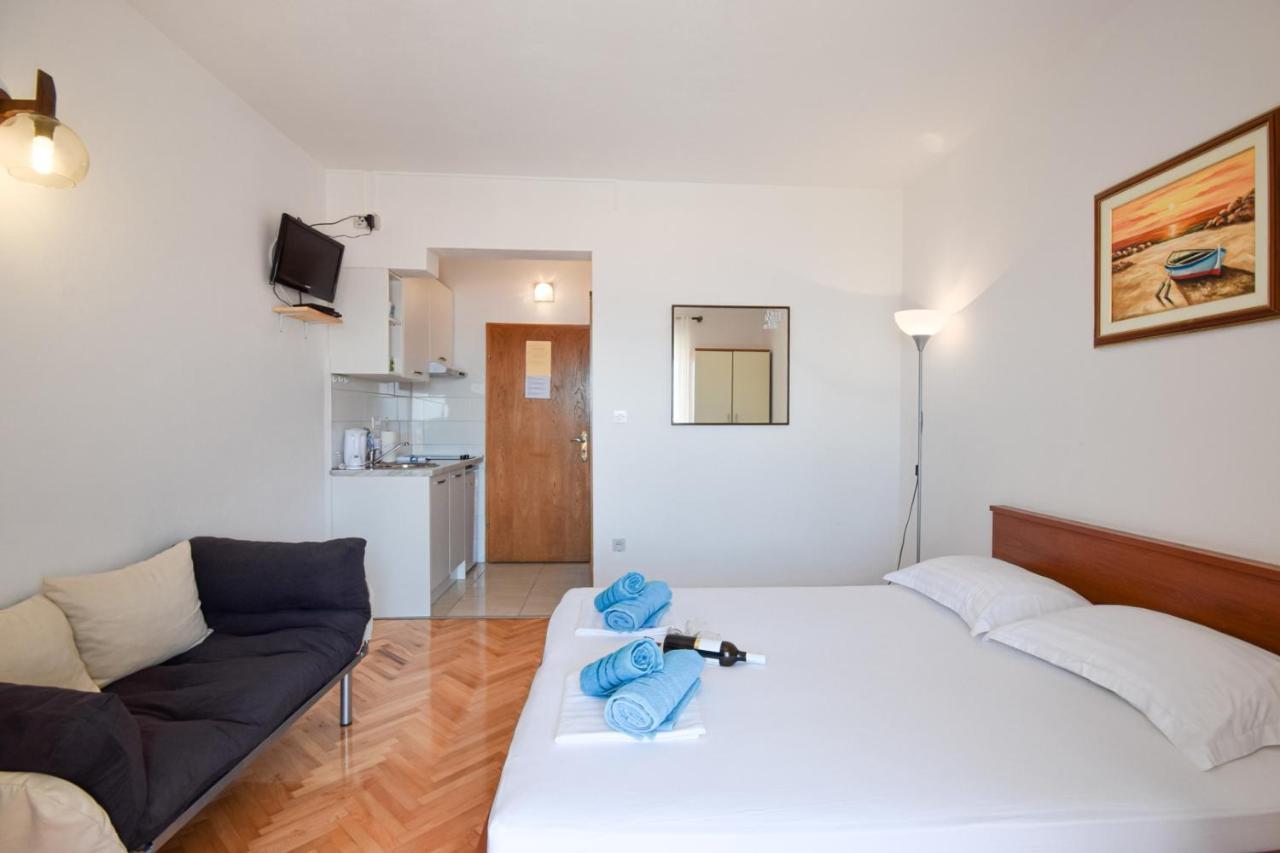 Marios Appartement Brela Buitenkant foto