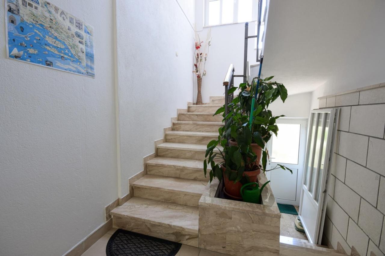 Marios Appartement Brela Buitenkant foto