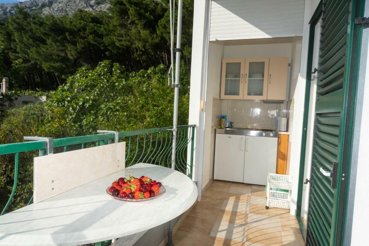 Marios Appartement Brela Buitenkant foto